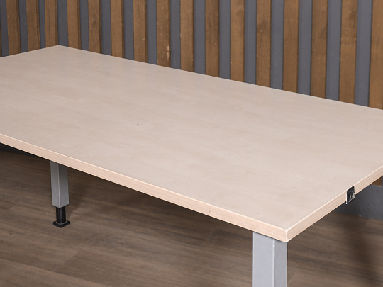 Стол прямоугольный ЛДСП Клен