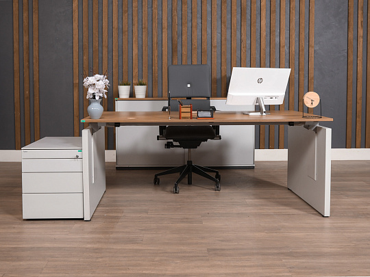 Кабинет руководителя Bene ЛДСП Ольха Австрия