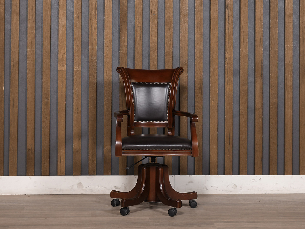 Кресло руководителя Кожа Чёрный Импорт (КРЭЧ4-090725)