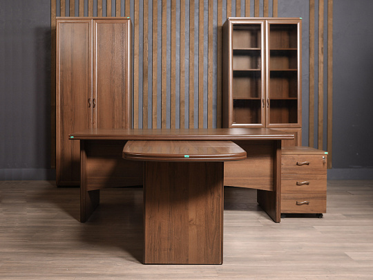 Кабинет руководителя ЛДСП Орех