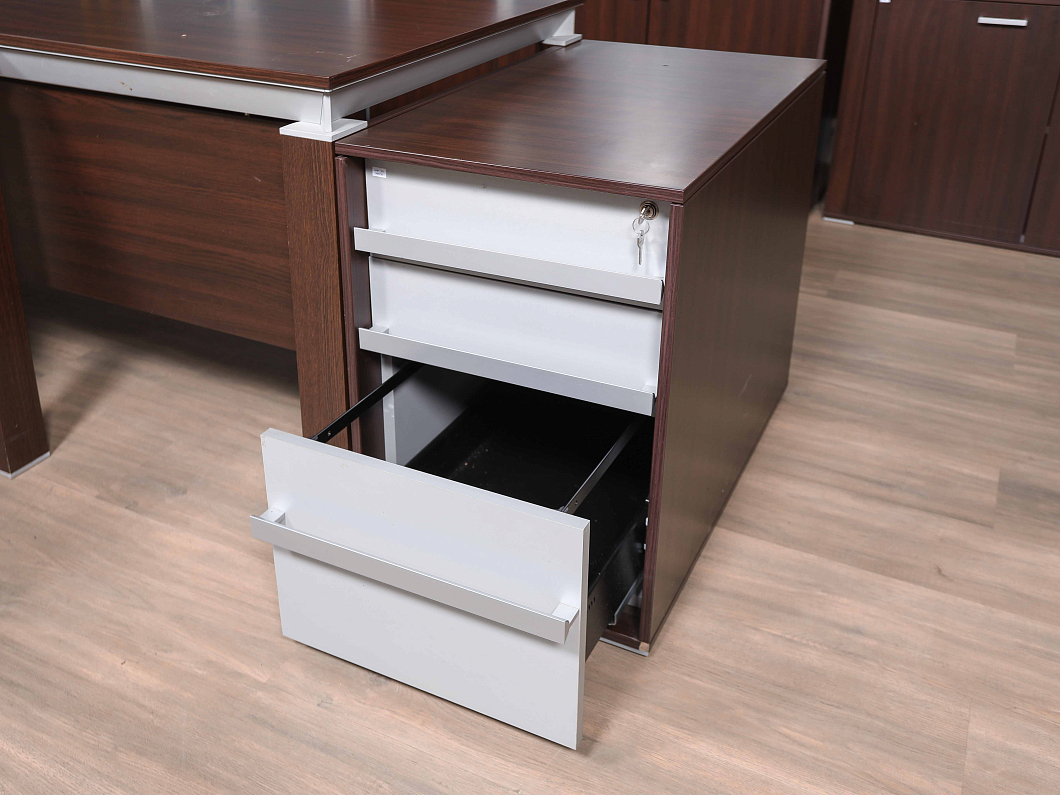 Кабинет руководителя HAN Шпон Венге Италия (КРВГ-090725)