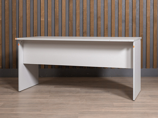 Стол прямоугольный ЛДСП Серый