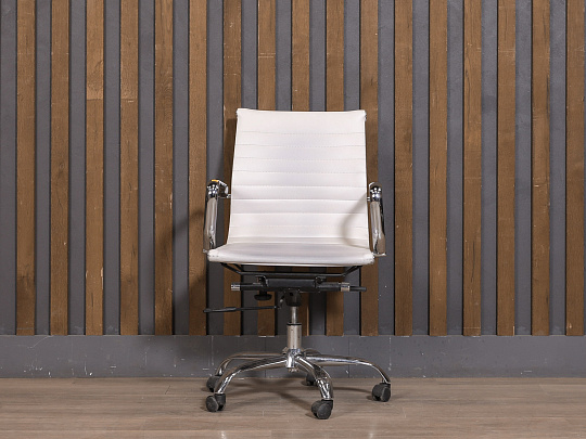 Кресло руководителя ДЭФО Искусственная кожа Белый Россия