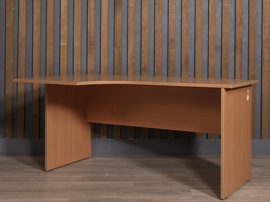 Стол эргономичный ЛДСП Ольха