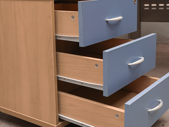 Стол с тумбой ЛДСП Клен