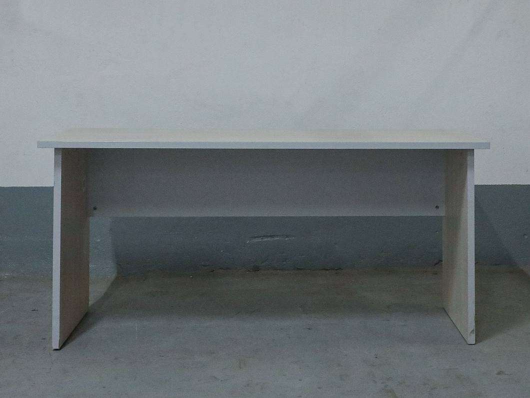 Стол прямоугольный ЛДСП Серый (СПКЛСР-170326)