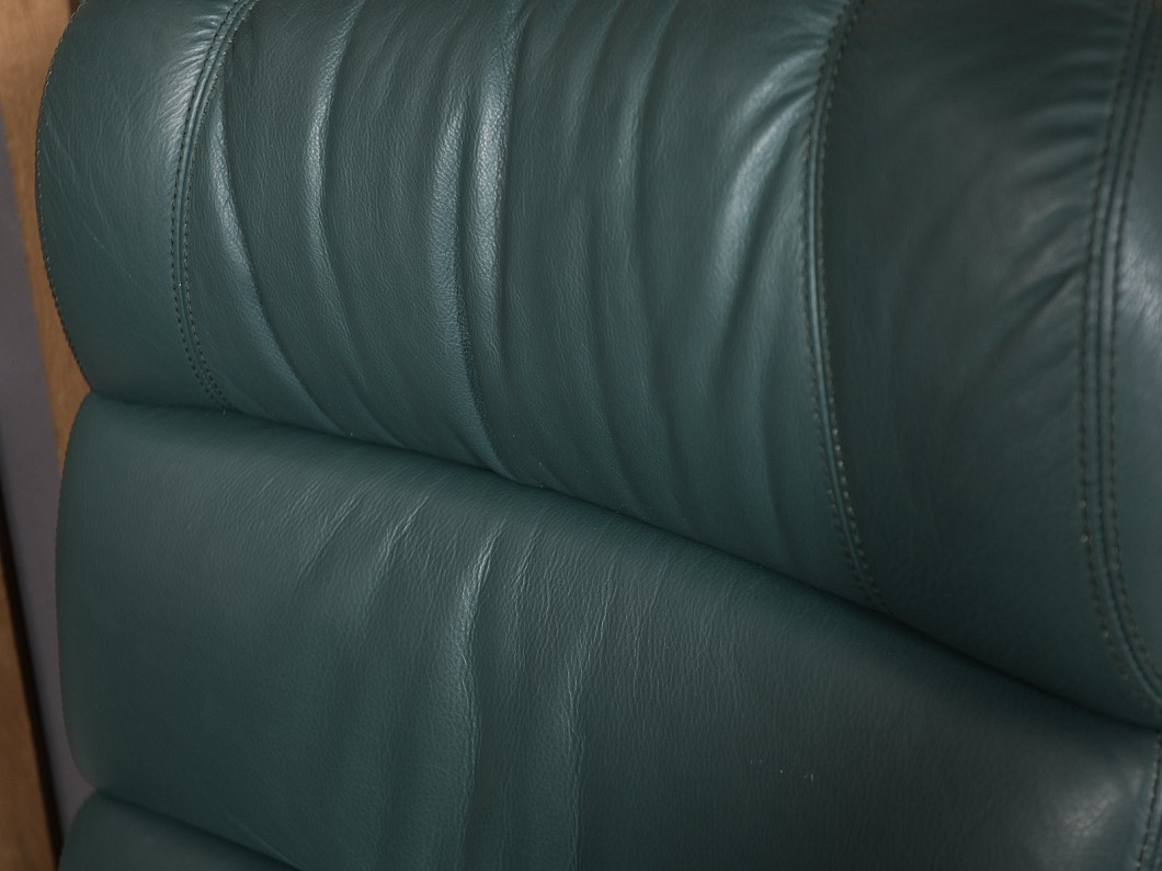 Кресло руководителя R.A. Mobili HERGO A Кожа Зелёный Италия (КРЭЗЛ-090725)