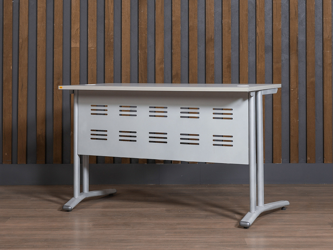 Стол прямоугольный ЛДСП Серый (СПСР-160925)