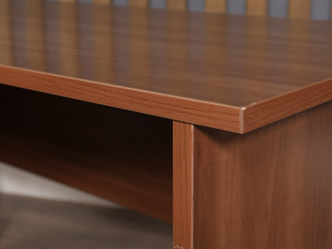 Стол с тумбой ЛДСП Вишня (СТЭВШ-150825)