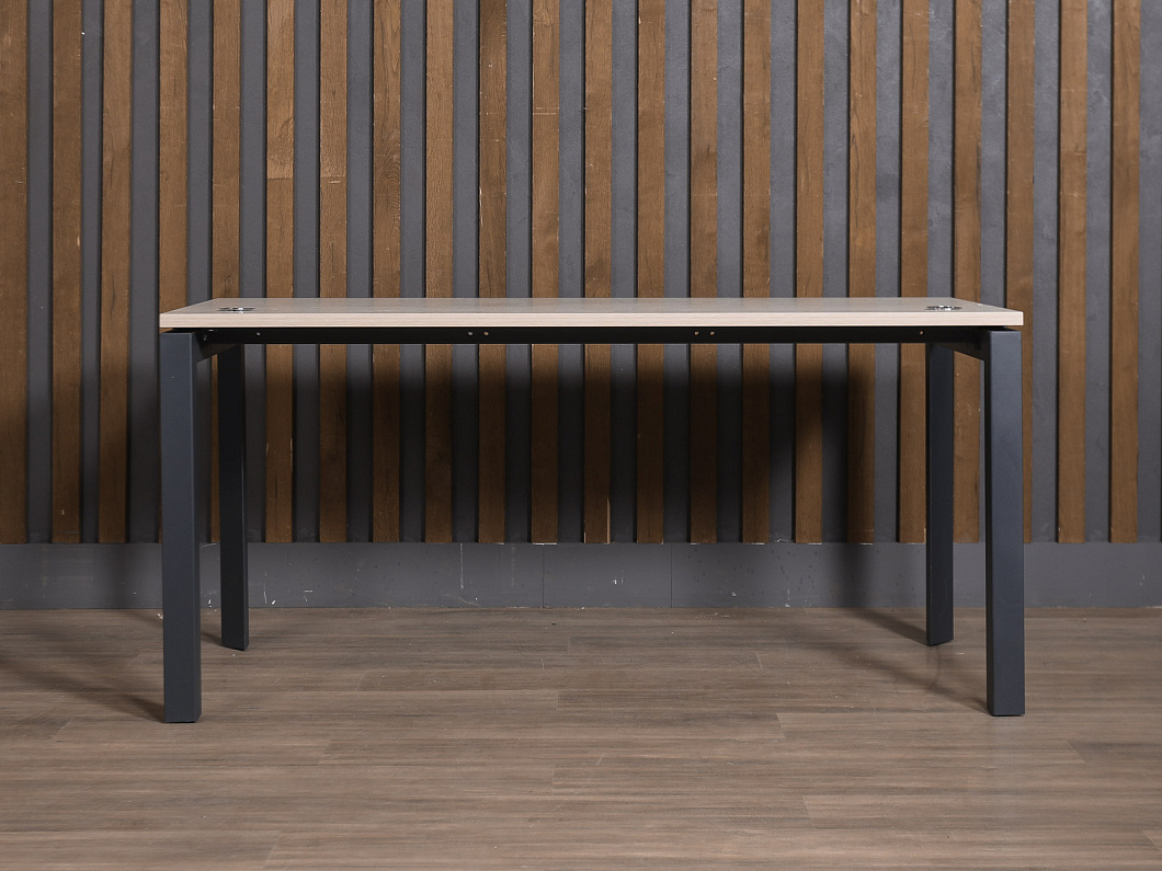 Стол прямоугольный ONIX ЛДСП Дуб Россия (СПД1-251025)