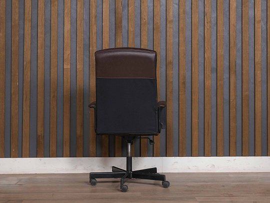 Кресло руководителя Бюрократ Dominus Искусственная кожа Коричневый Россия