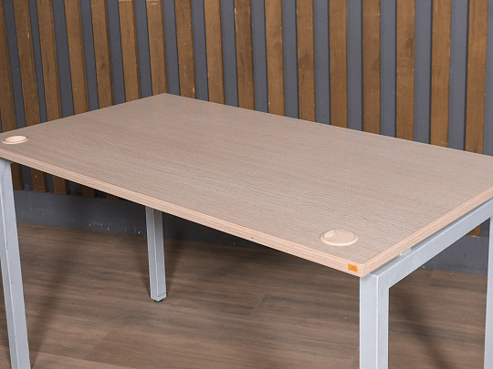 Стол прямоугольный ЛДСП Бук