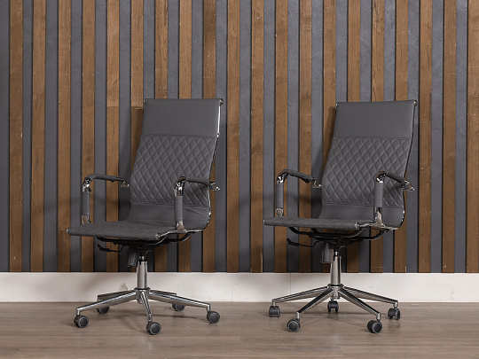 Кресло руководителя RivaChair Hugo Искусственная кожа Серый Россия