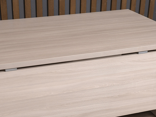 Стол руководителя ЛДСП Дуб