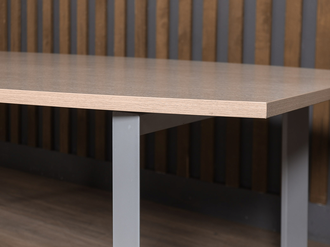 Стол для переговоров ЛДСП Белый (СРБ-261025)