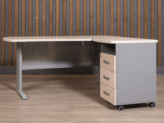 Стол с тумбой Berlin ЛДСП Дуб Россия