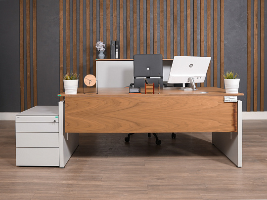 Кабинет руководителя Bene ЛДСП Ольха Австрия