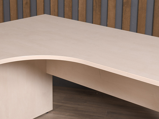 Стол эргономичный ЛДСП Бук