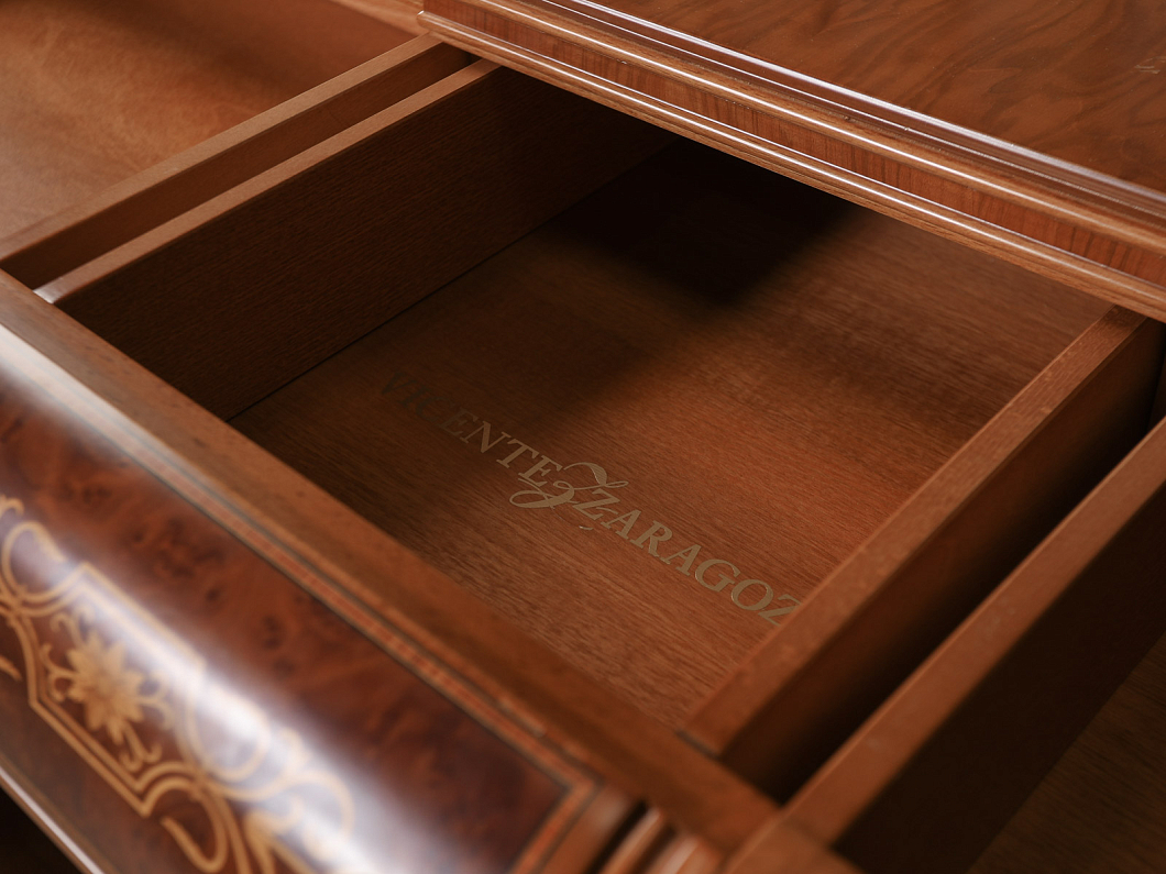 Кабинет руководителя Vicente Zaragoza Royal Массив Ольха Испания (КРОХ-271125)