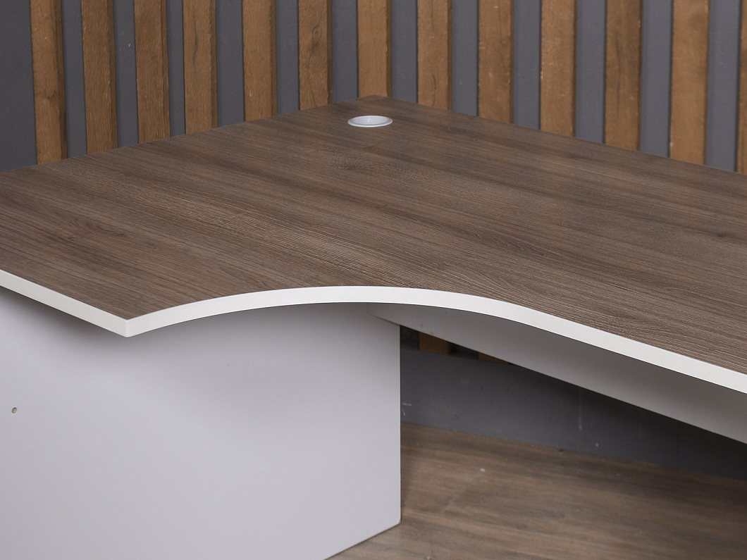 Стол эргономичный ЛДСП Венге (СПЭВГСР-211025)