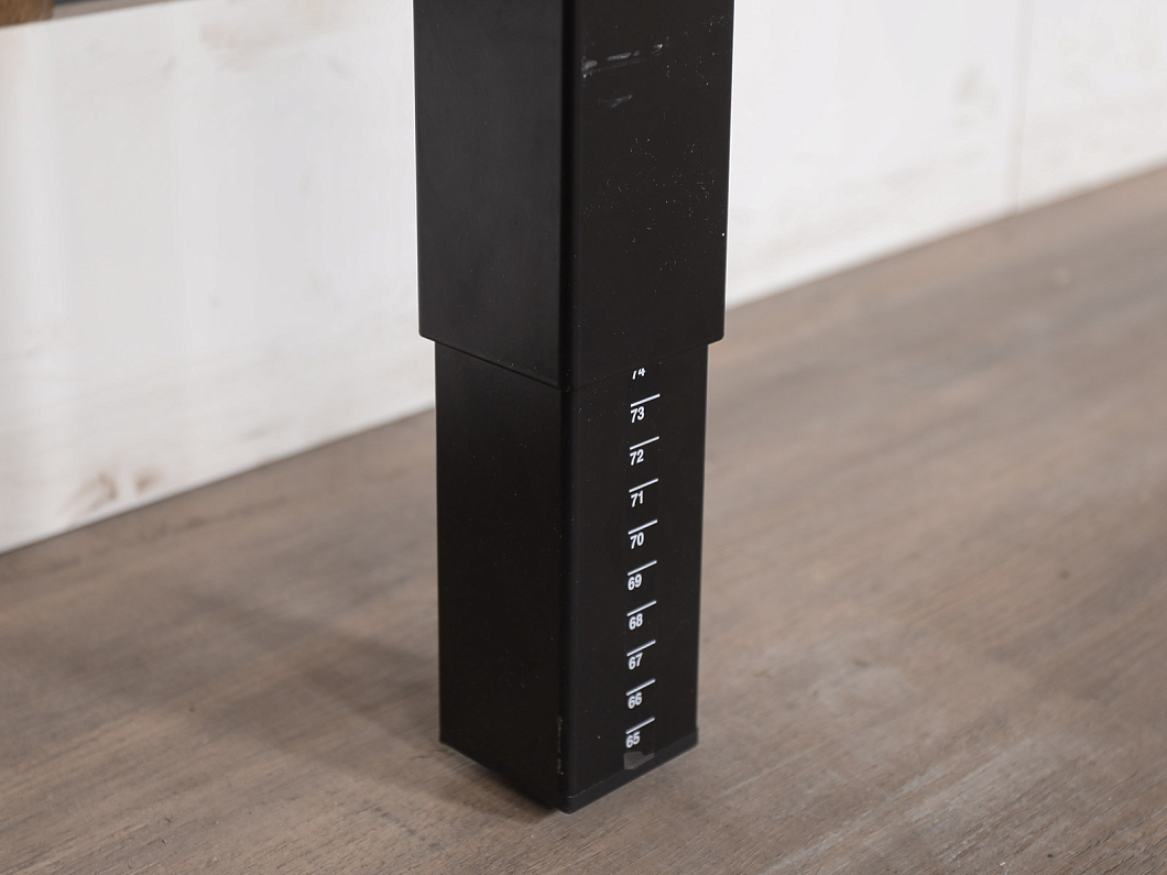 Стол с тумбой Kinnarps ЛДСП Ясень шимо Швеция (СТМЯ-100425)