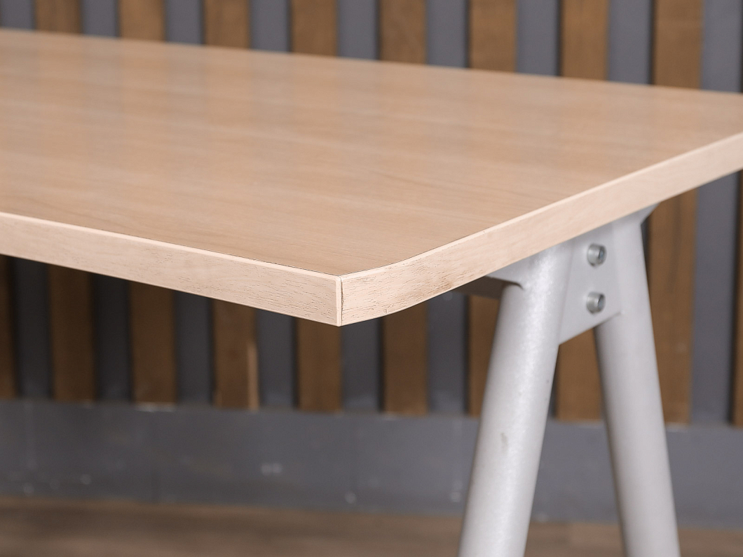 Стол эргономичный ЛДСП Бук (СЭБК-000025)