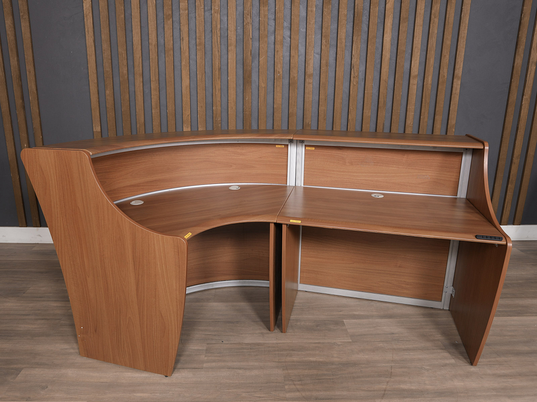 Ресепшн Технофорвард МДФ Орех Россия (РОР-230625)