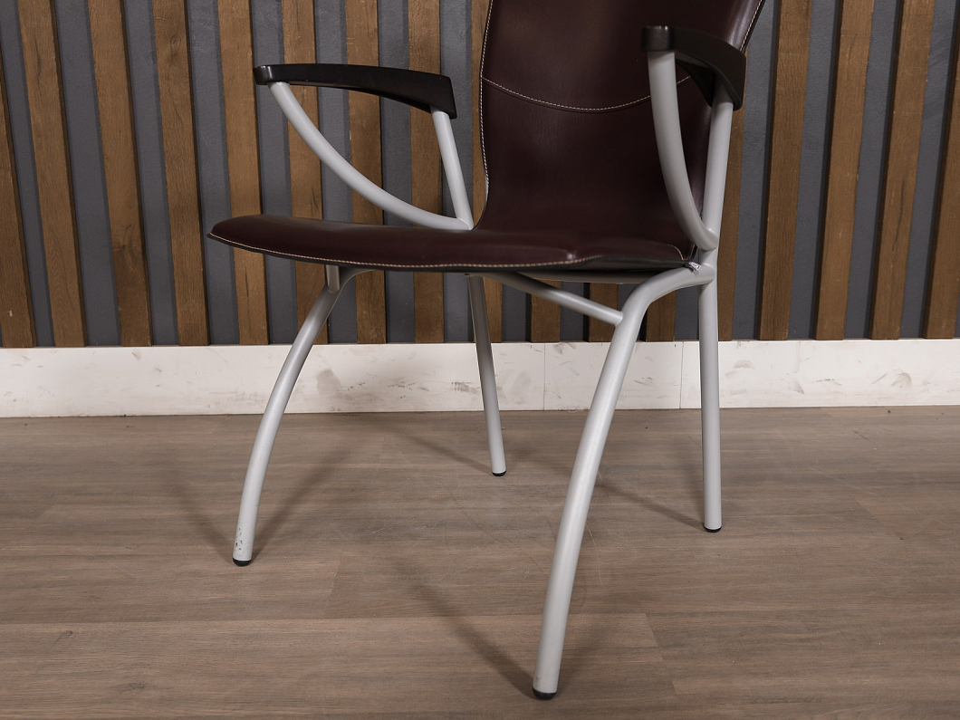 Конференц-кресло Codutti Master Point Кожа Фиолетовый Италия (КФЭФ-090725)