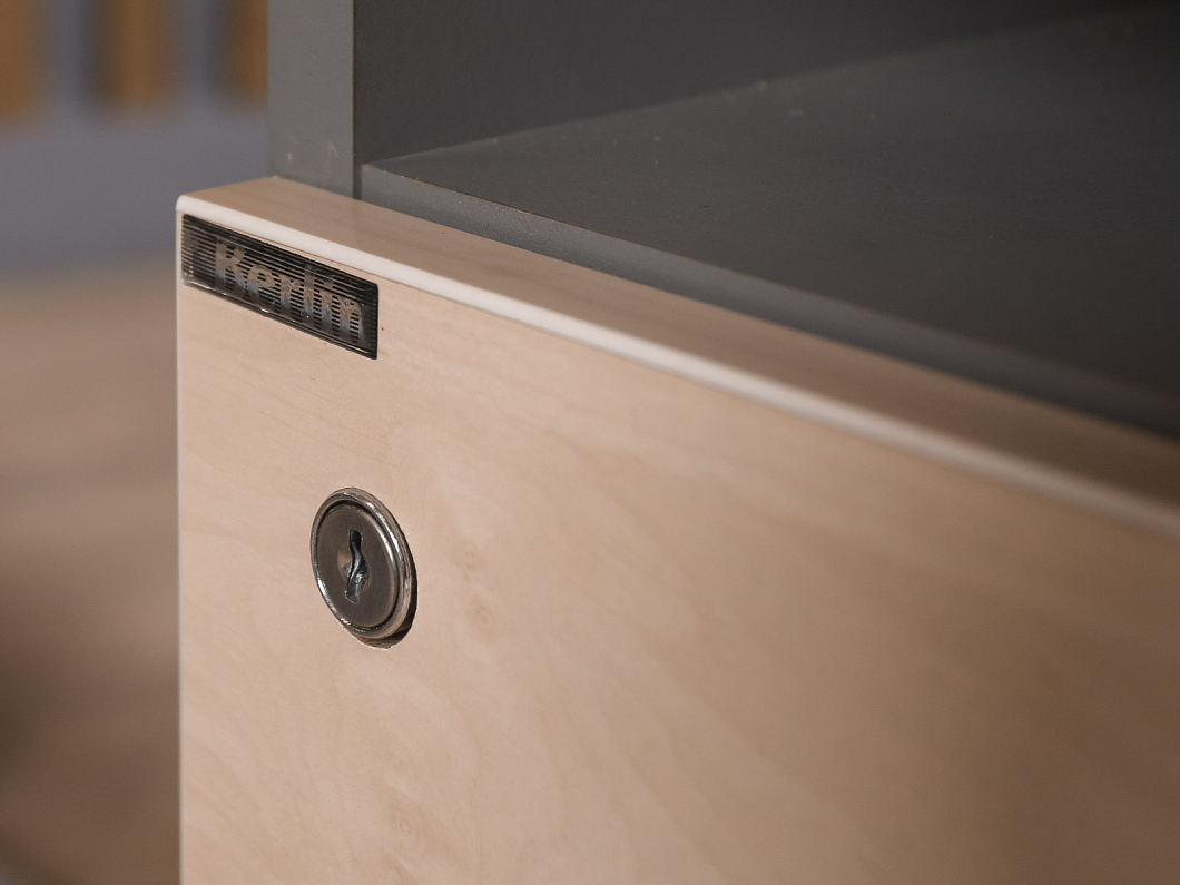 Стол с тумбой Berlin ЛДСП Дуб Россия (СПДМБ2-271225)