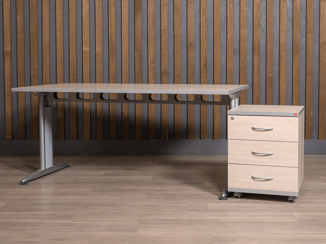 Стол с тумбой ЛДСП Клен (СТПКЛ-031225)