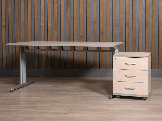 Стол с тумбой ЛДСП Клен