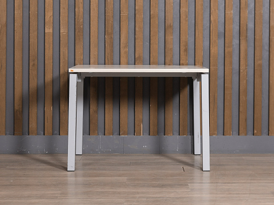 Стол прямоугольный ЛДСП Бук