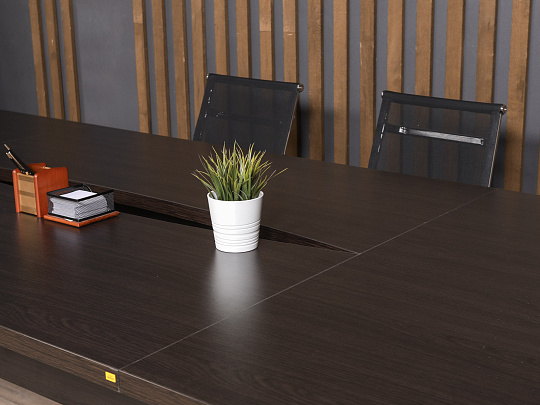 Стол для переговоров Экспро Vasanta ЛДСП Венге Россия