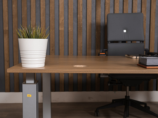 Стол руководителя ЛДСП Ольха