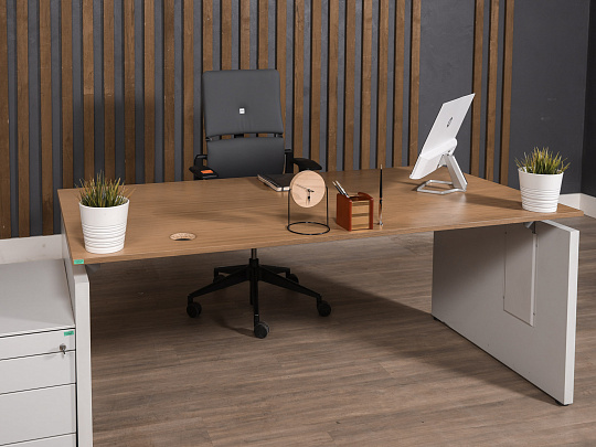 Стол руководителя Bene ЛДСП Ольха Австрия