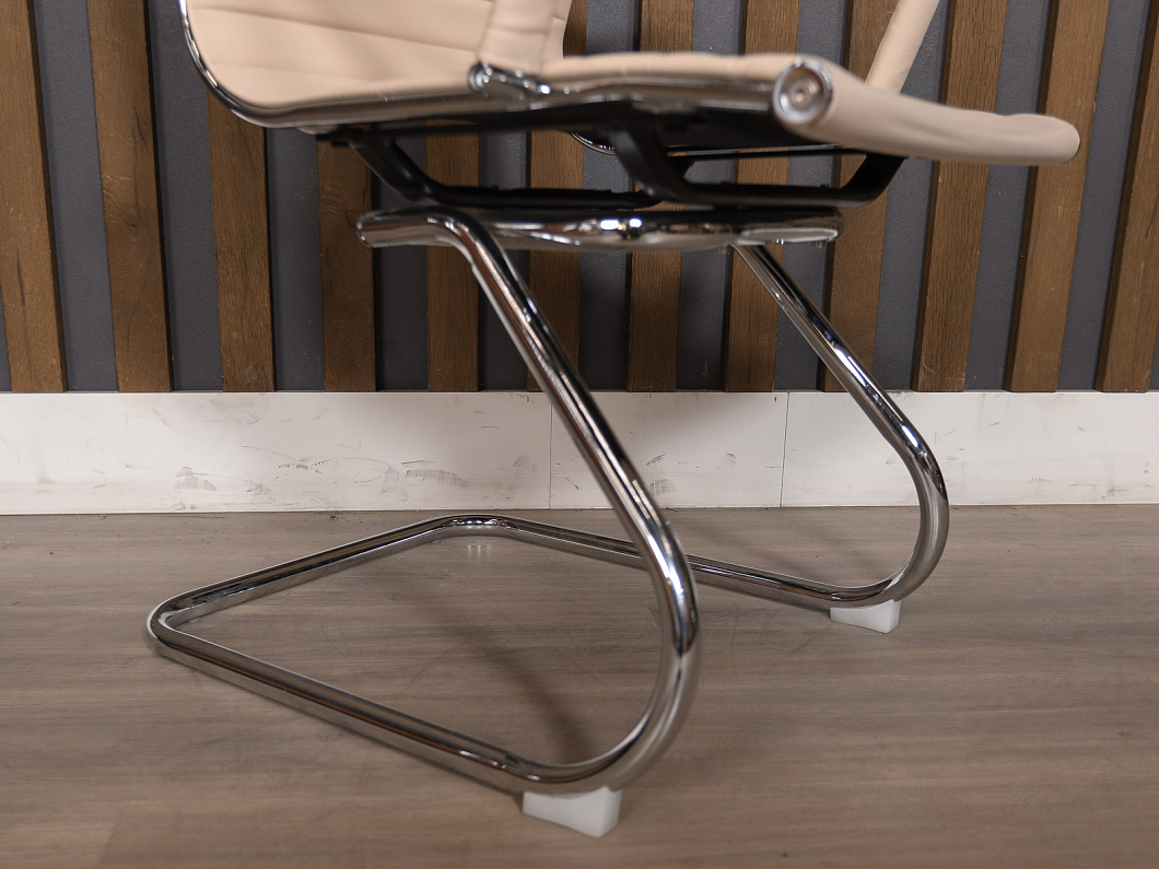 Офисный стул Бюрократ Искусственная кожа Бежевый Россия (ОСБЖ-220525)